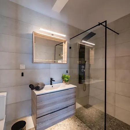 Summer Cool Apartment *
